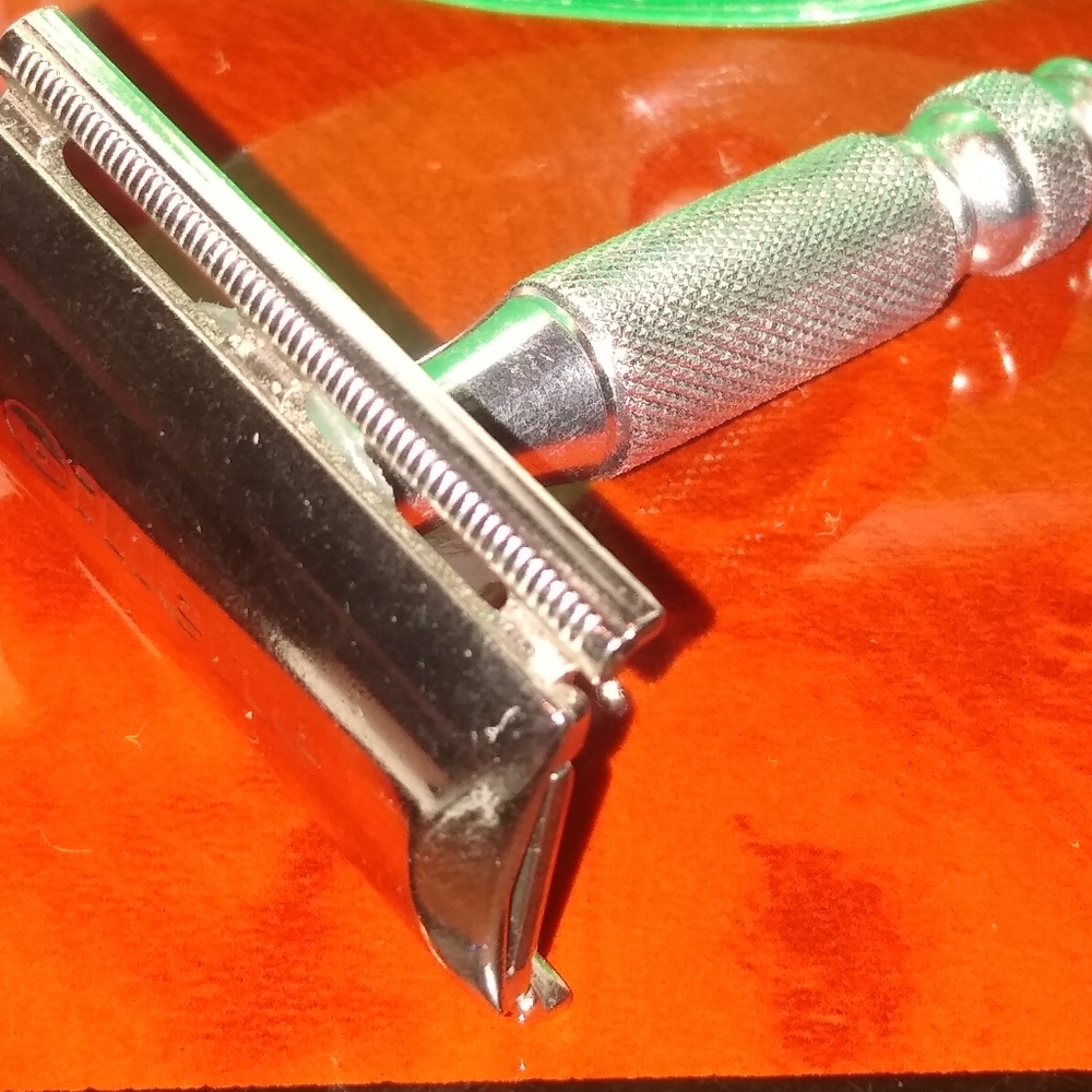 📦vintage box:1950's VINTAGE mini travel GILLETTE - Picture 6 of 16